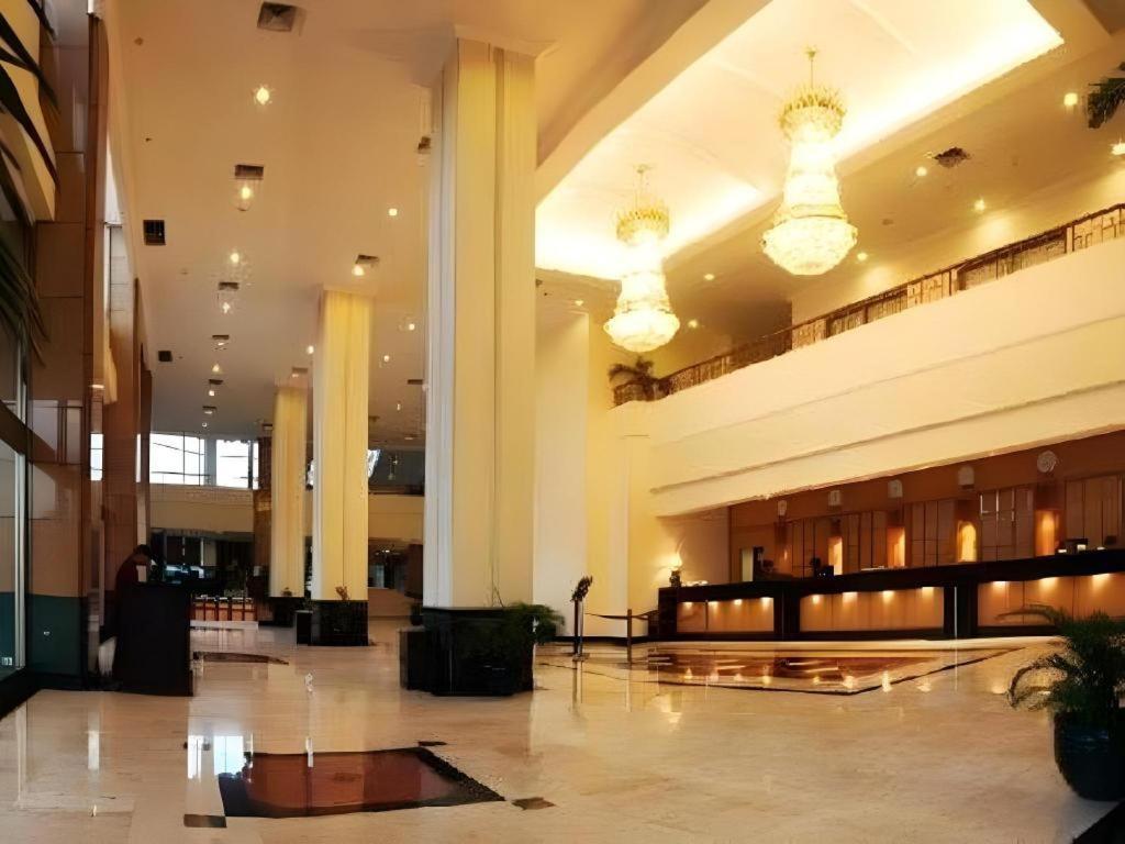 Oasis Amir Hotel Jakarta Luaran gambar