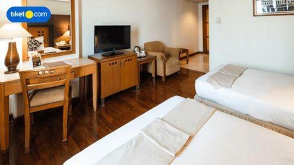 Oasis Amir Hotel Jakarta Luaran gambar