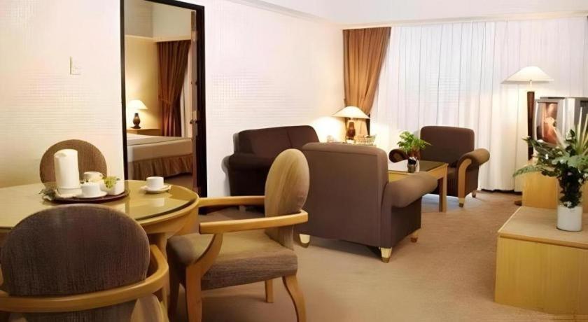 Oasis Amir Hotel Jakarta Luaran gambar