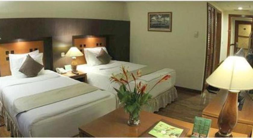 Oasis Amir Hotel Jakarta Luaran gambar