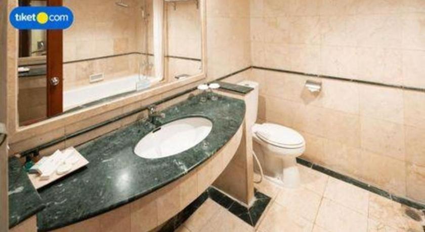 Oasis Amir Hotel Jakarta Luaran gambar